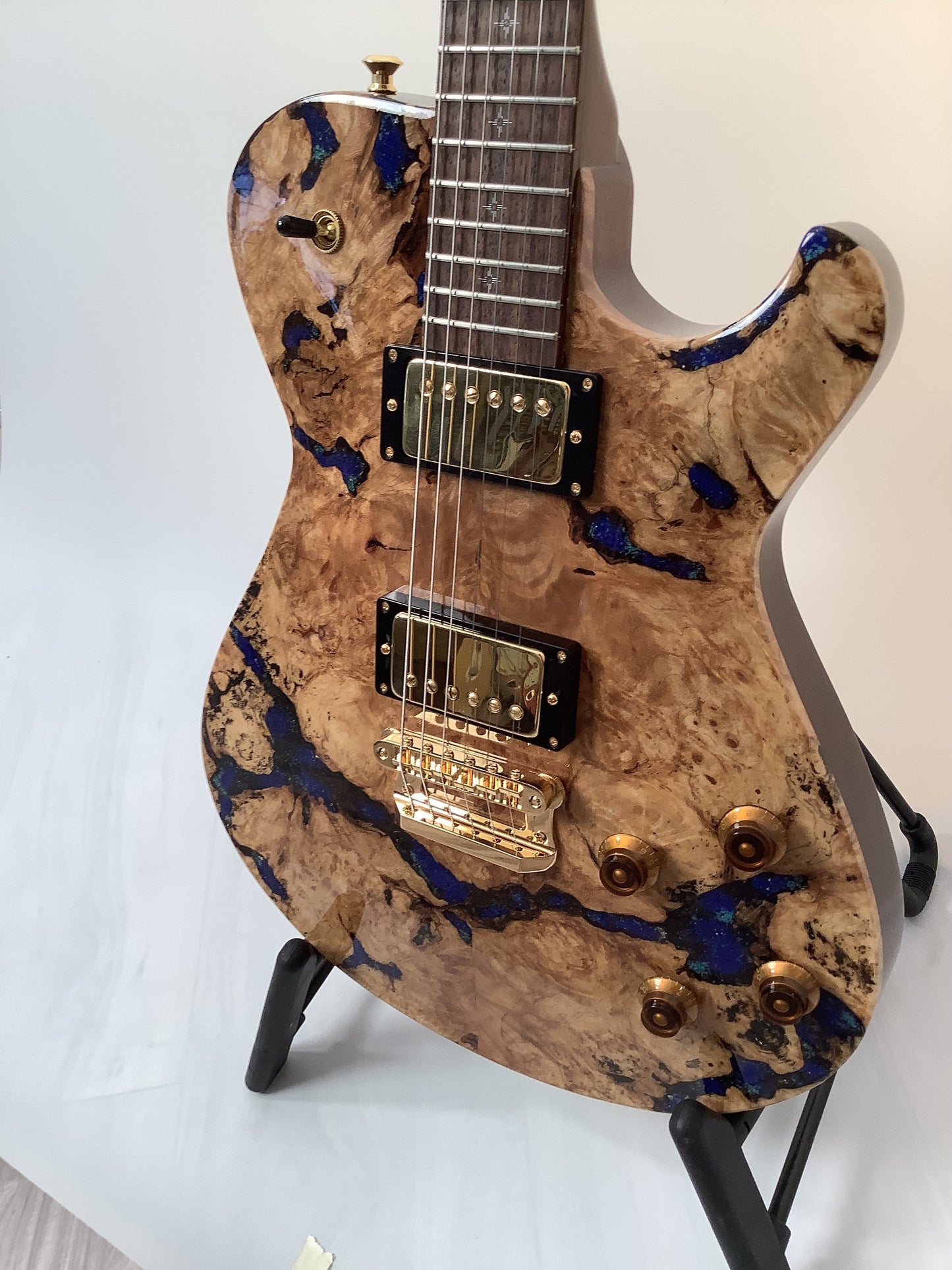 Knaggs Kenai Blue Lapis