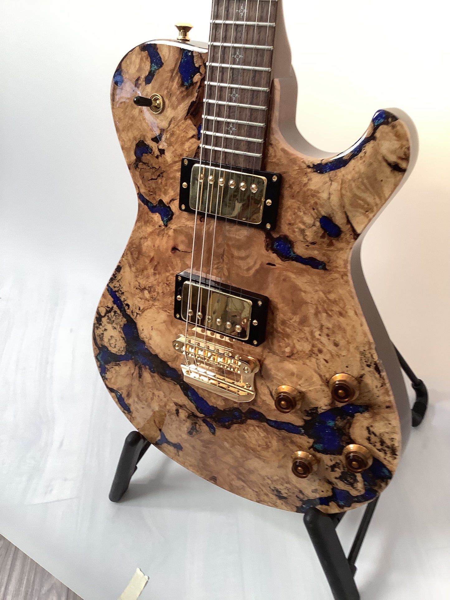 Knaggs Kenai Blue Lapis