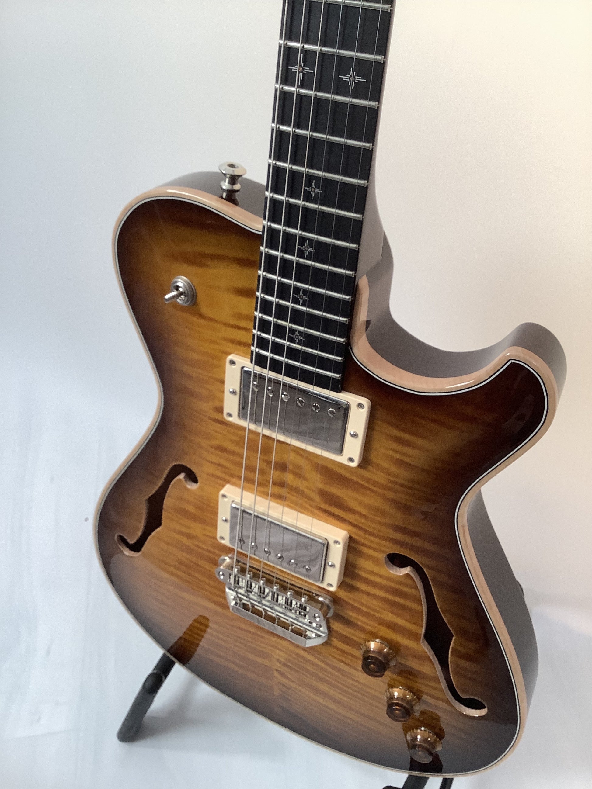 Knaggs Chena Dark TobaccoBurst