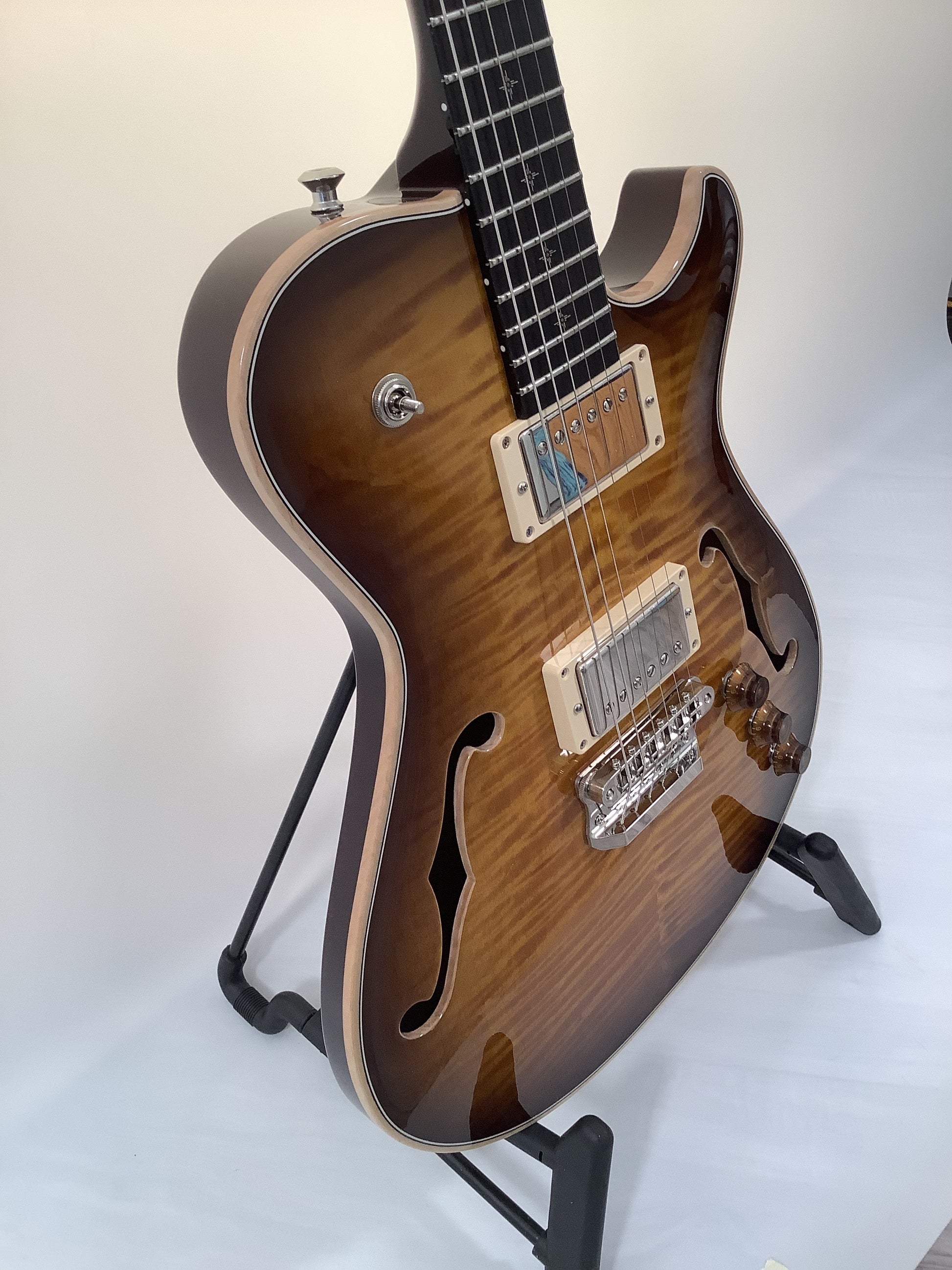 Knaggs Chena Dark TobaccoBurst