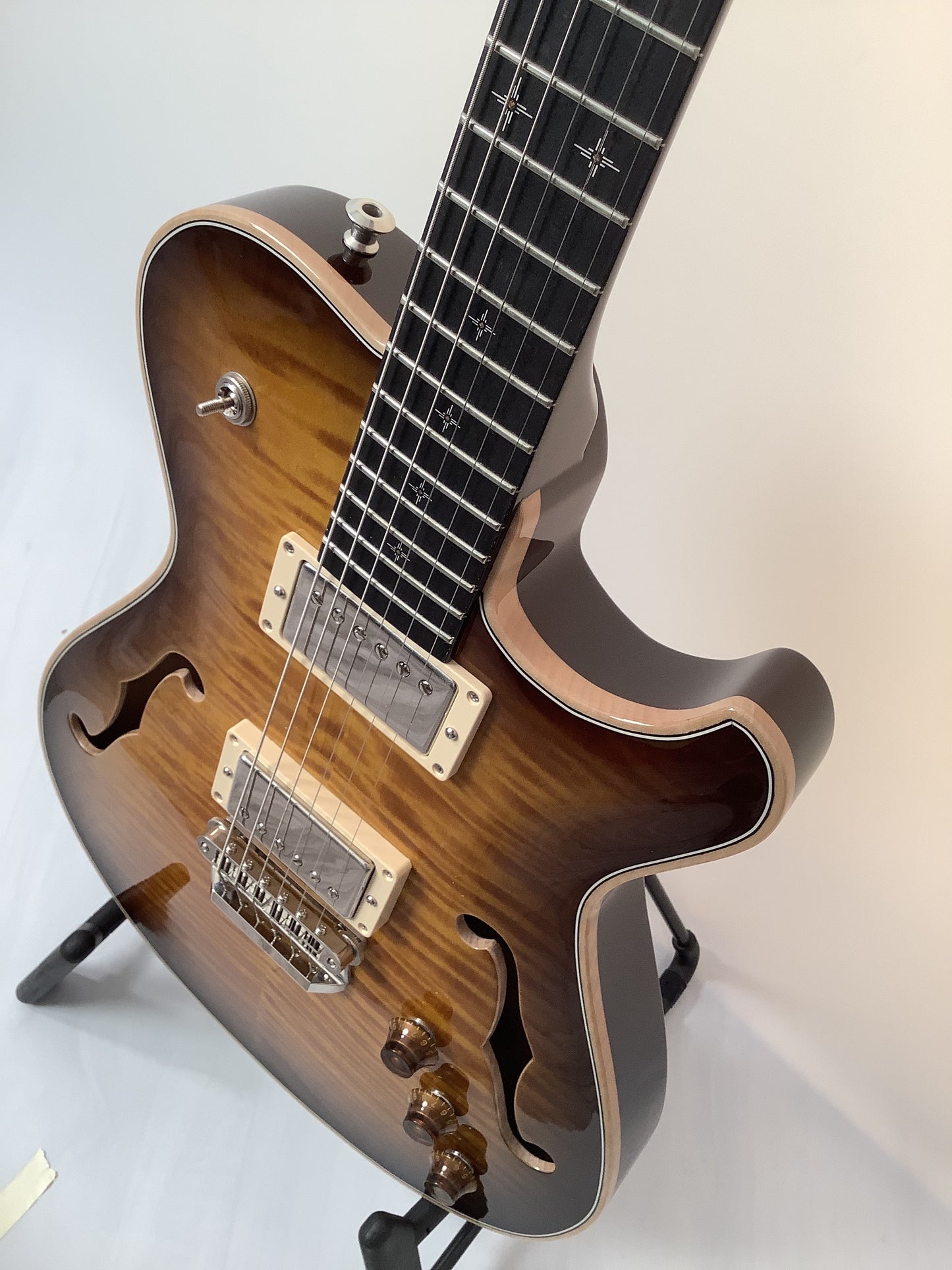 Knaggs Chena Dark TobaccoBurst