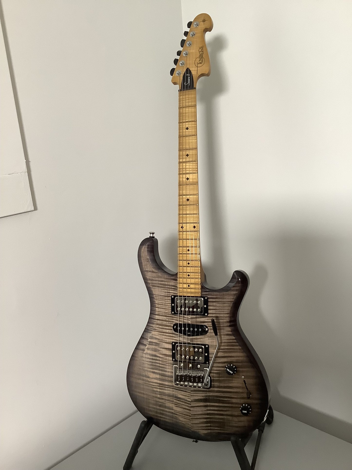 Knaggs Severn X Trem HSH Charcoal