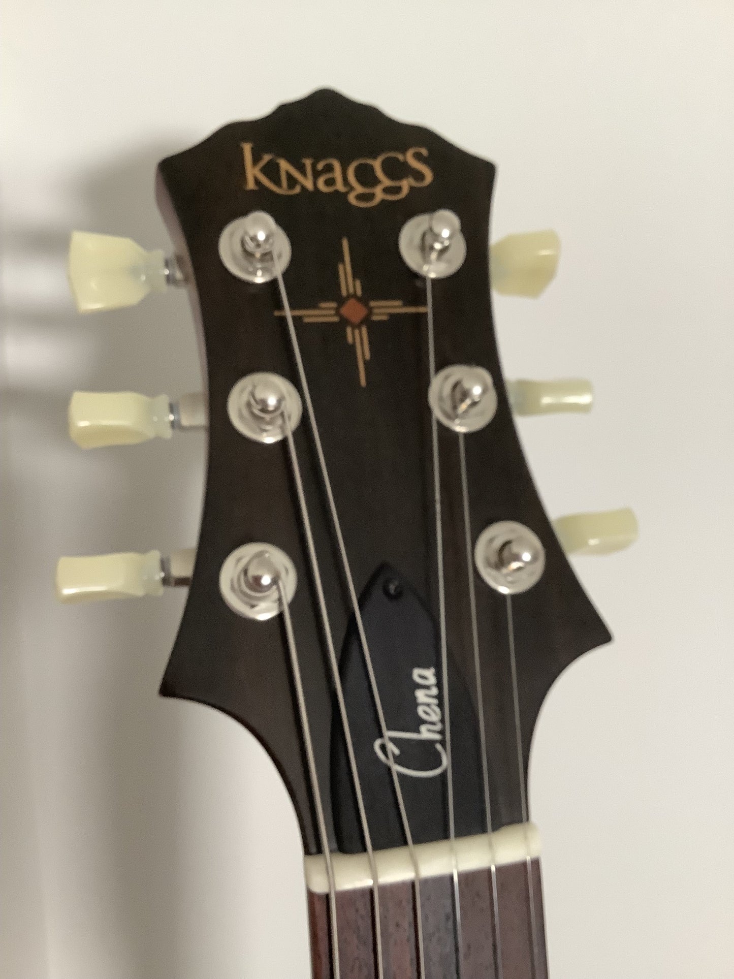 Knaggs Chena Old Red Violin